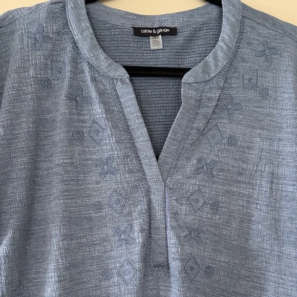 Cable & Gauge Dusty Blue Short Sleeve Split-Neck Blouse - Picture 3 of 4